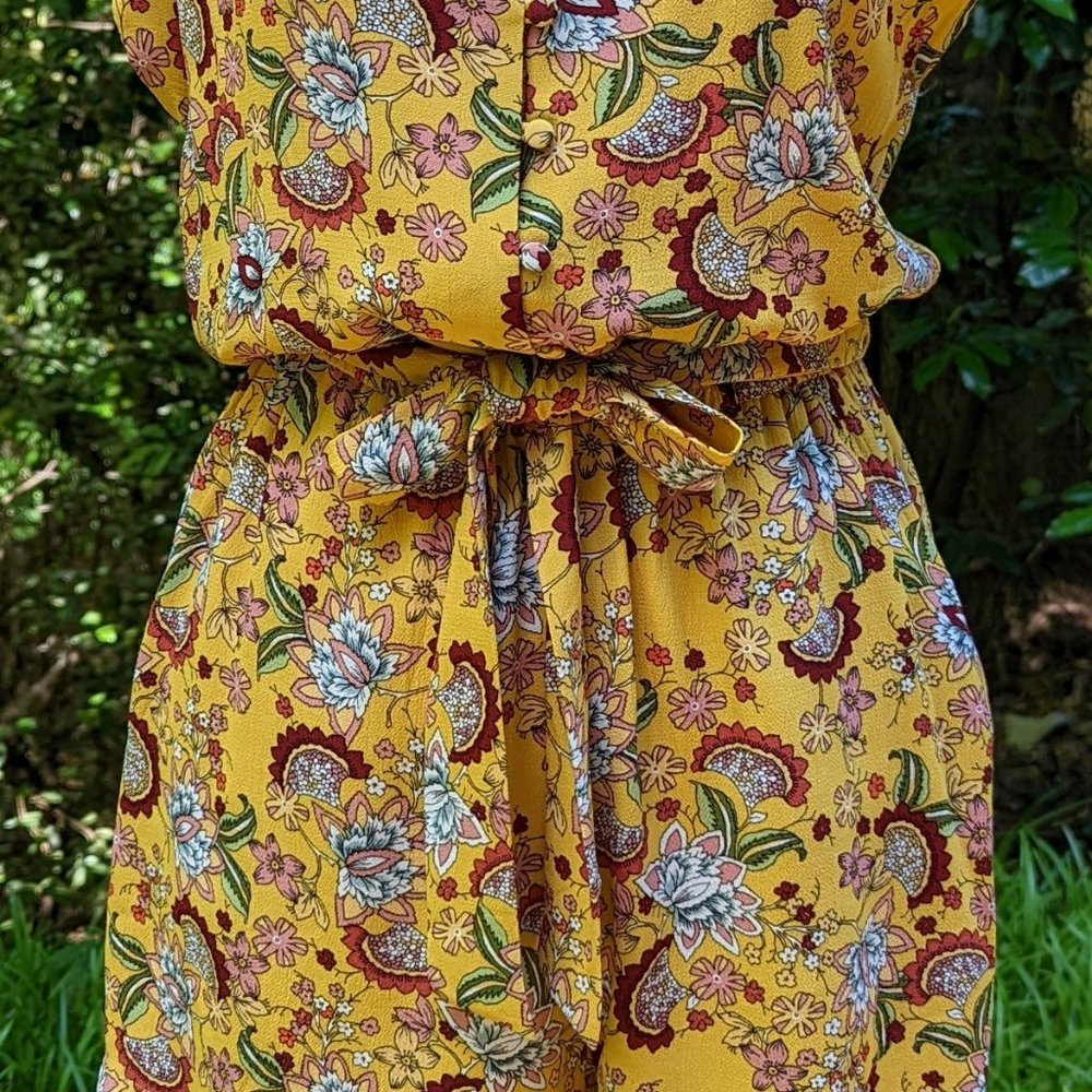 SANCTUARY Short Sleeve V-Neck Romper in Yellow Gold Sunray Size XS - Picture 10 of 12